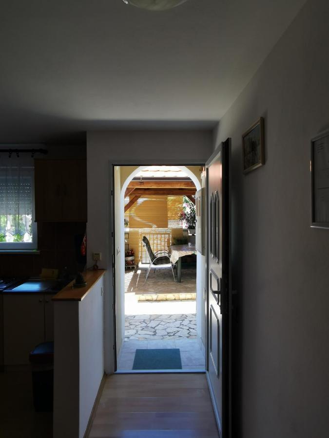 Apartmani Trupeljak Mandre Exterior foto