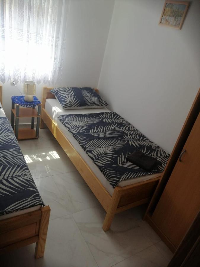 Apartmani Trupeljak Mandre Exterior foto